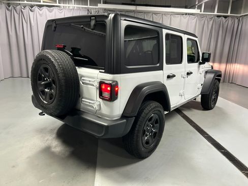 Used 2024 Jeep Wrangler Sport image 7