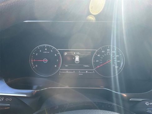 Used 2023 Kia Sorento LX image 22