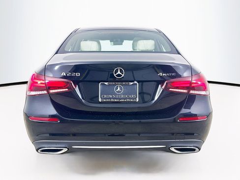 Certified 2022 Mercedes-Benz A 220 4MATIC image 7