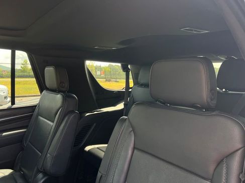 Used 2021 GMC Yukon Denali w/ Denali Premium Package RWD image 21