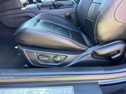 Used 2022 Ford Mustang Premium w/ Black Accent Package RWD image 18