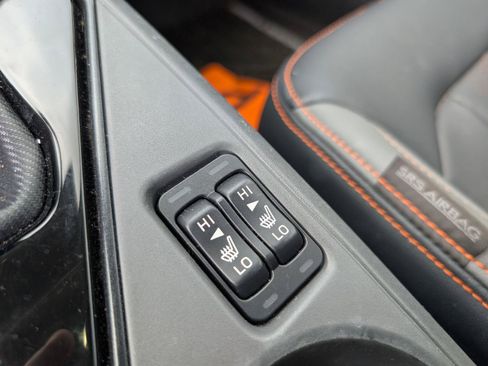 Used 2024 Subaru Crosstrek 2.5i Limited AWD/4WD image 17