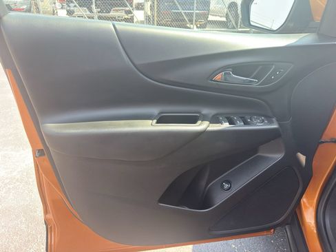 Used 2018 Chevrolet Equinox LT AWD/4WD image 13