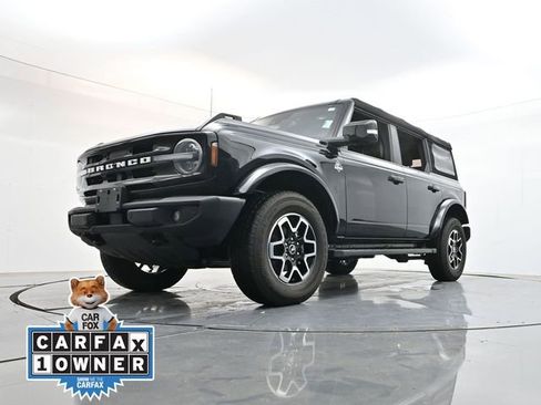 Used 2024 Ford Bronco Outer Banks AWD/4WD image 49