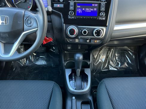 Used 2018 Honda Fit LX image 11