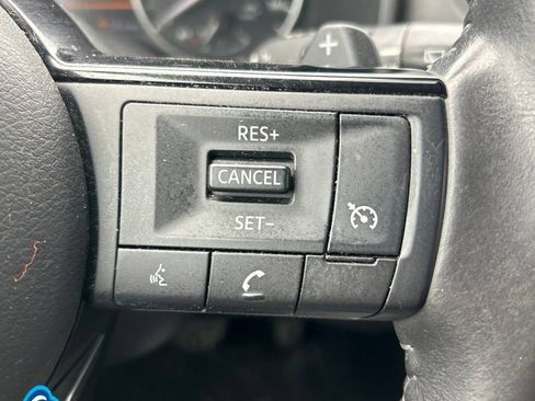 Used 2021 Nissan Rogue S AWD/4WD image 20