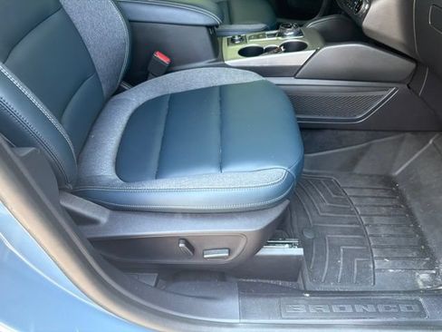 Used 2024 Ford Bronco Sport Outer Banks w/ Tech Package AWD/4WD image 4