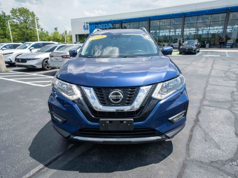 Used 2018 Nissan Rogue SL AWD/4WD image 2