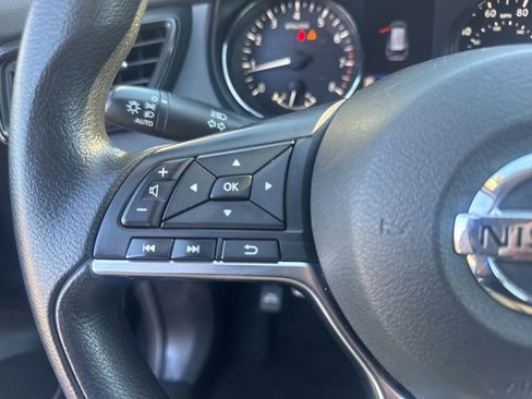 Used 2019 Nissan Rogue S AWD/4WD image 26