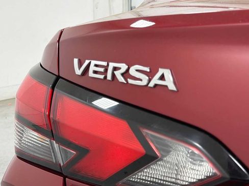 Used 2025 Nissan Versa SV FWD image 27