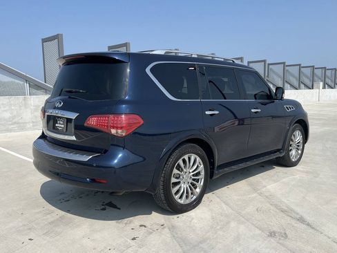 Used 2017 INFINITI QX80 4WD w/ Driver Assistance Package image 6