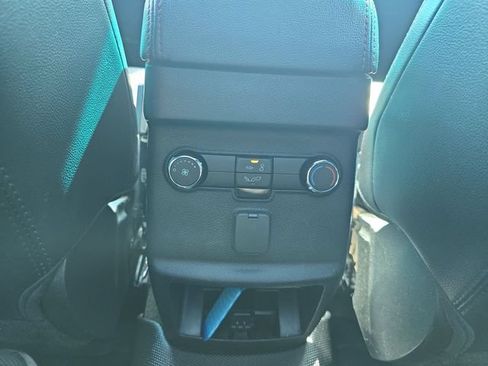 Used 2016 Ford Explorer Sport AWD/4WD image 18