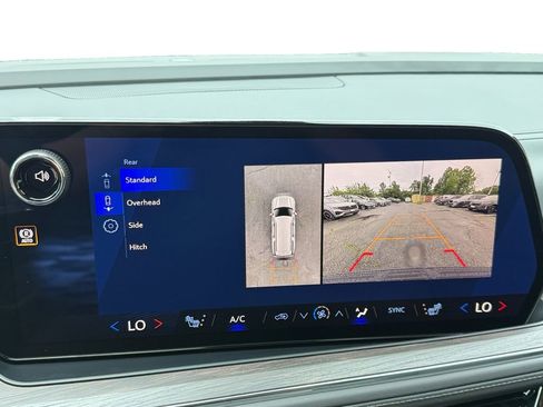 New 2026 Chevrolet Suburban LT w/ Comfort Package AWD/4WD image 15