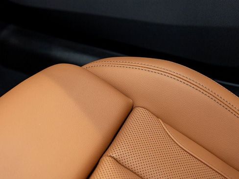 New 2026 BMW 330i xDrive Sedan w/ M Sport Package image 22