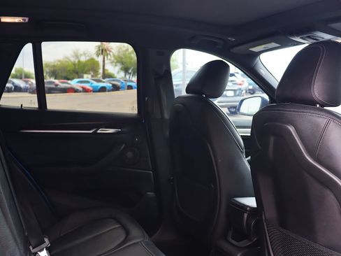 Used 2018 BMW X1 xDrive28i w/ M Sport Package AWD/4WD image 29