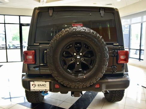 Used 2023 Jeep Wrangler Unlimited Rubicon 4xe AWD/4WD image 5