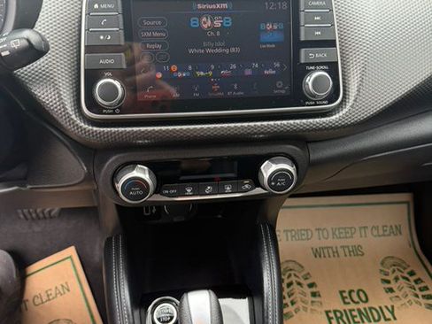 Used 2019 Nissan Kicks SV FWD image 16