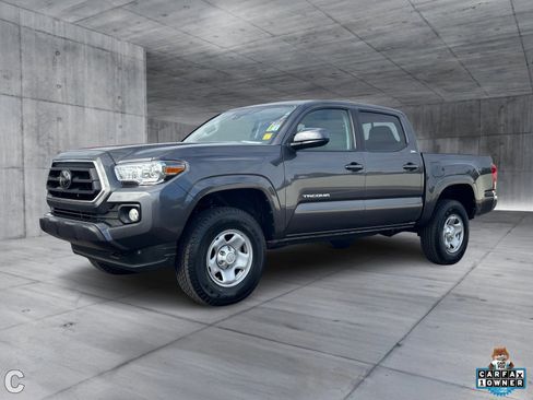 Used 2022 Toyota Tacoma SR image 2