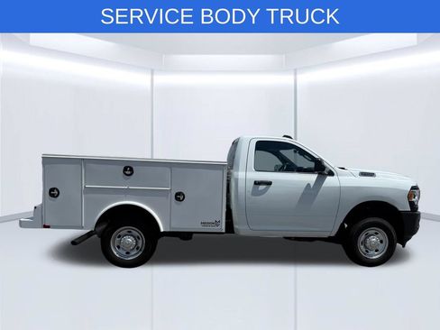 Used 2022 RAM 2500 Tradesman AWD/4WD image 28