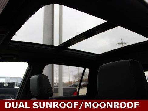 New 2025 Cadillac XT6 Luxury image 18