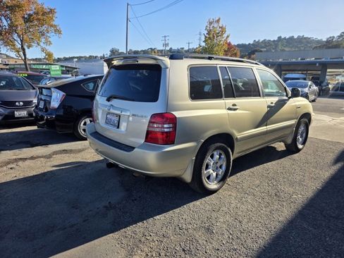 Used 2003 Toyota Highlander Limited image 4