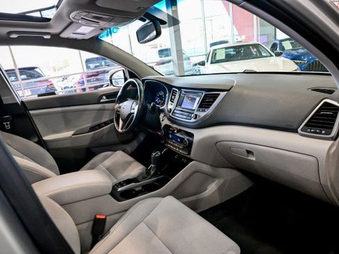 Used 2017 Hyundai Tucson Value w/ Cargo Package image 26