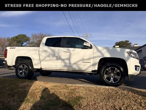 Used 2017 Chevrolet Colorado Z71 image 2