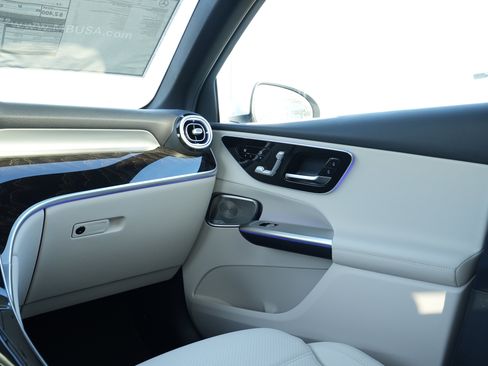 New 2026 Mercedes-Benz GLC 300 4MATIC image 24
