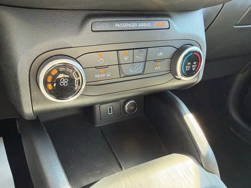 Certified 2020 Ford Escape S image 23