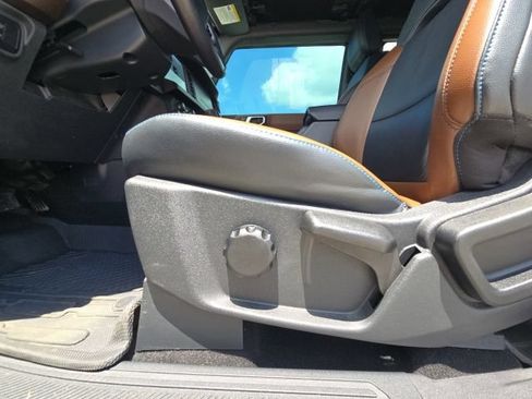 Used 2022 Ford Bronco Outer Banks AWD/4WD image 19