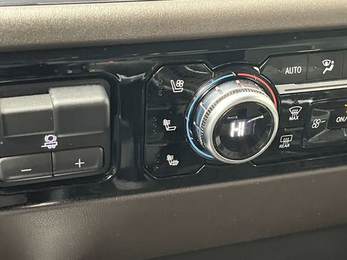 Certified 2023 GMC Sierra 1500 SLT w/ SLT Premium Package image 25