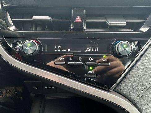 Used 2024 Toyota Camry LE FWD image 18