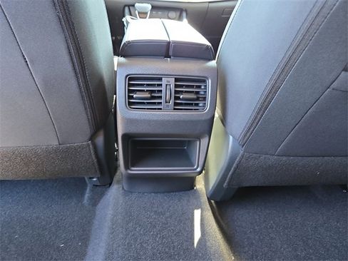 New 2026 Nissan Rogue S image 30