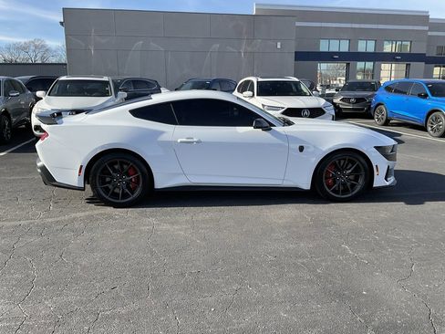 Used 2025 Ford Mustang Dark Horse image 6