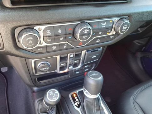 New 2026 Jeep Gladiator Sport AWD/4WD image 22