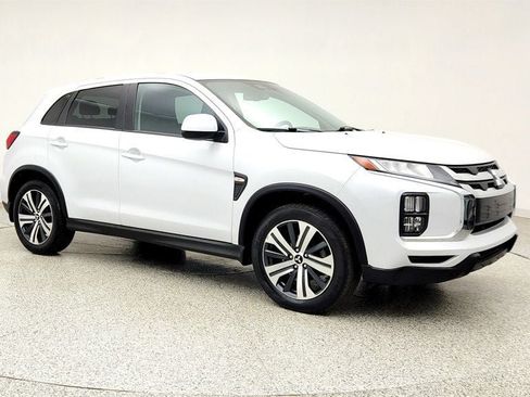 Used 2024 Mitsubishi Outlander Sport ES AWD/4WD image 3