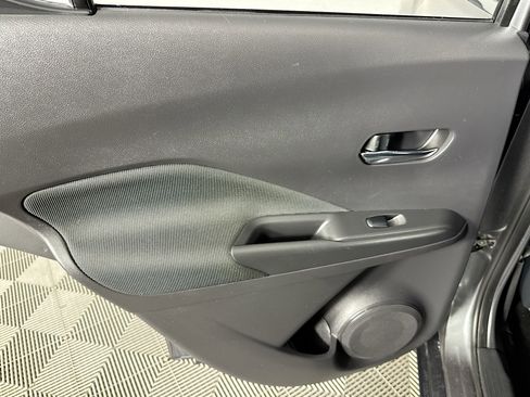 Used 2019 Nissan Kicks SV image 25