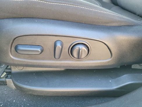 Used 2023 Chevrolet Blazer LT w/ Convenience Package image 29