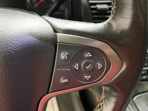 Used 2019 Chevrolet Suburban Premier image 26