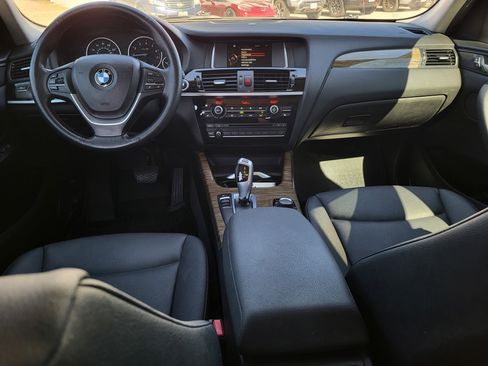 Used 2017 BMW X3 sDrive28i image 17