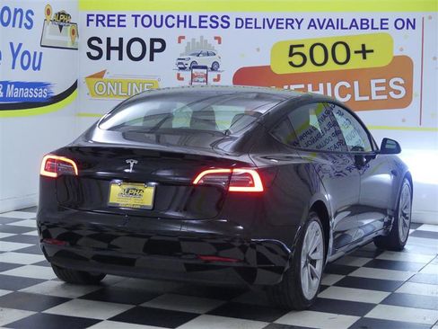 Used 2023 Tesla Model 3 Standard Range image 6