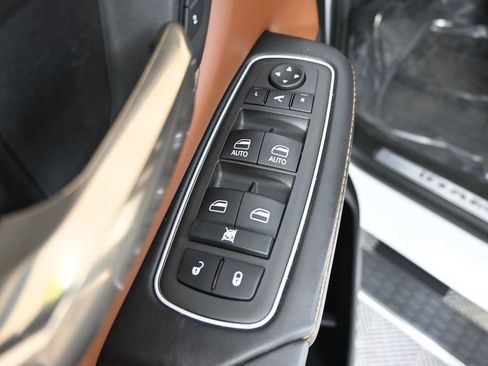 Used 2022 RAM 1500 Limited w/ Body Color Bumper Group AWD/4WD image 20