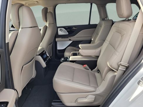 Used 2022 Lincoln Aviator Grand Touring w/ Equipment Group 301A image 15