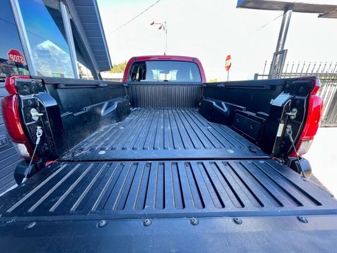 Used 2019 Toyota Tacoma 2WD Access Cab image 20