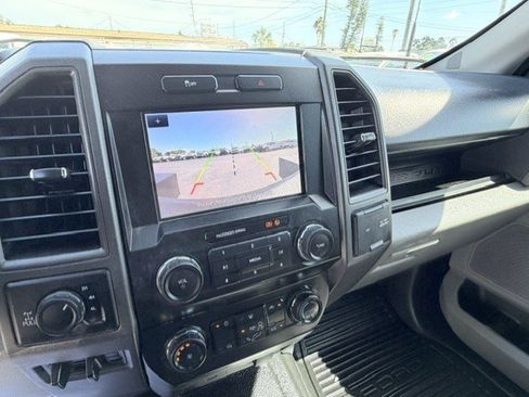 Used 2022 Ford F250 XL w/ Power Equipment Group AWD/4WD image 17