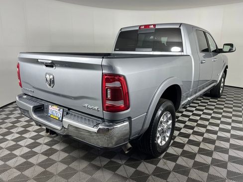 Used 2022 RAM 3500 Laramie AWD/4WD image 5