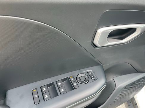 New 2026 Kia K4 LX image 11