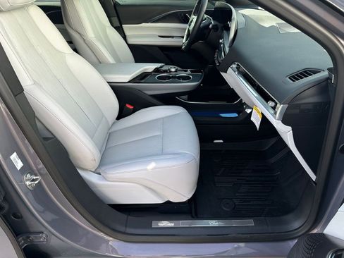 Certified 2024 Cadillac Lyriq Sport image 30