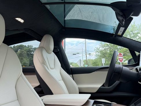 Used 2026 Tesla Model X AWD/4WD image 12