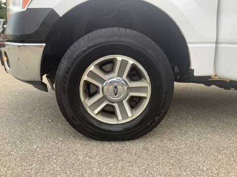 Used 2014 Ford F150 XL w/ Equipment Group 101A Mid AWD/4WD image 32